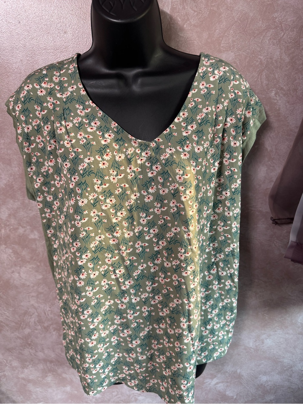 Papermoon Green Floral V-Neck Blouse with Pink Accents